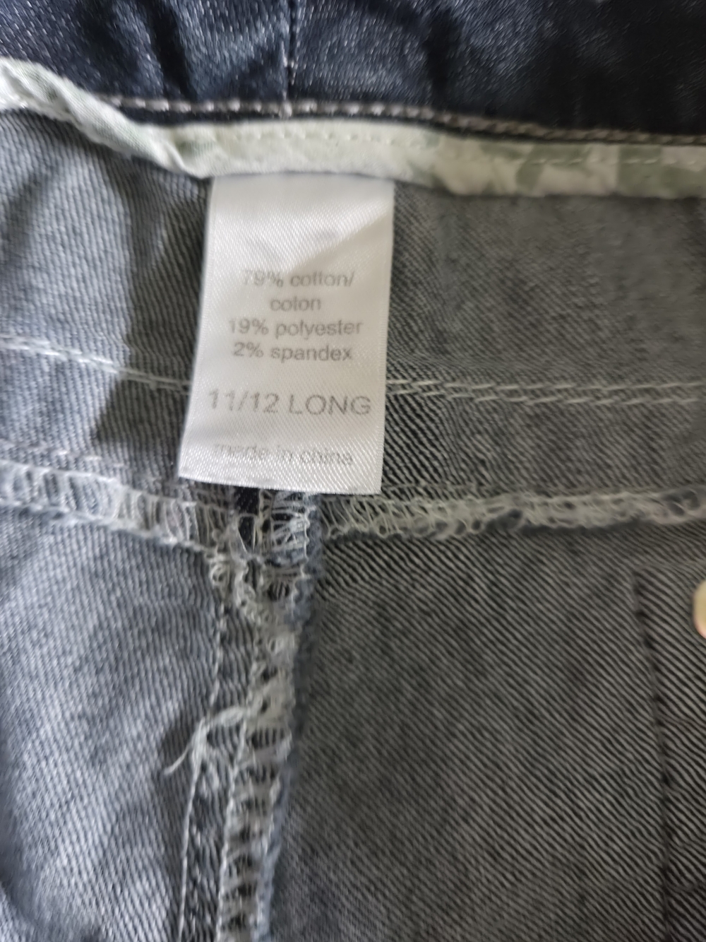 Women's Dark Blue Stretch Jeans - Classic Comfort